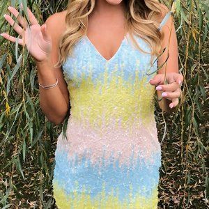 Super down Short Dress!